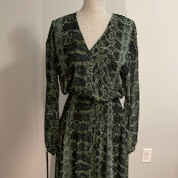 Aritzia Wilfred long printed dress - Picture 2 of 5